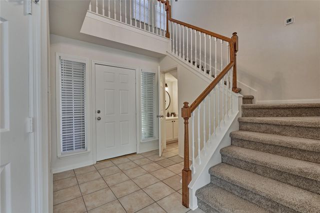 66 Valley Oaks Circle, The Woodlands, TX 77382