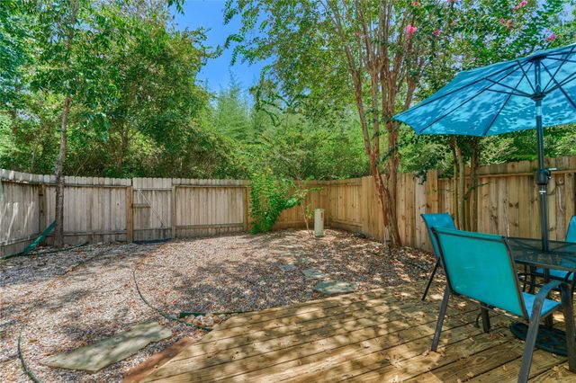 66 Valley Oaks Circle, The Woodlands, TX 77382