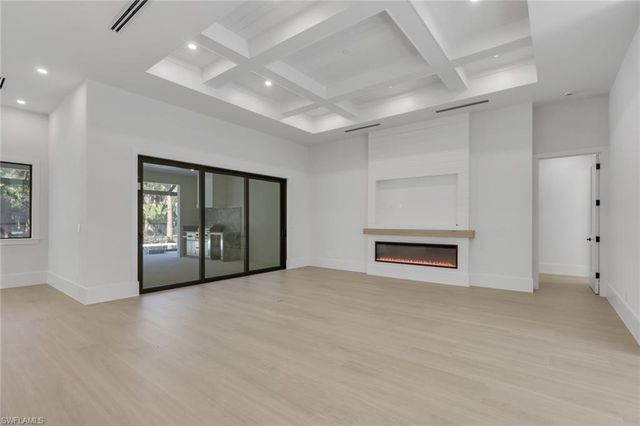 1109 15th ST SW, Naples, FL 34117