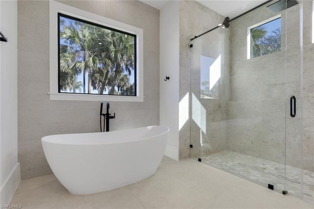 1109 15th ST SW, Naples, FL 34117