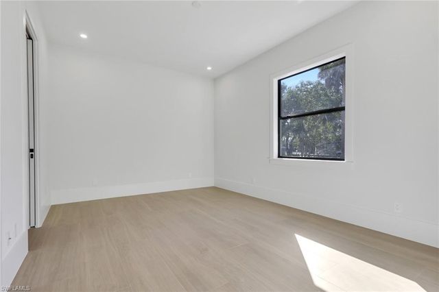 1109 15th ST SW, Naples, FL 34117