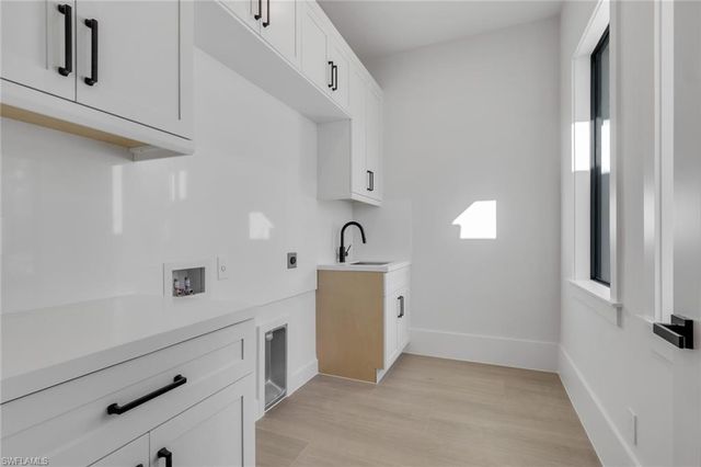 1109 15th ST SW, Naples, FL 34117