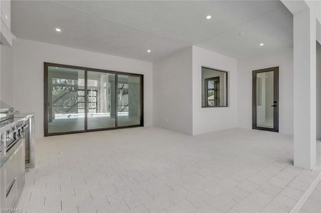 1109 15th ST SW, Naples, FL 34117