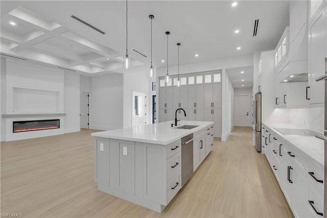 1109 15th ST SW, Naples, FL 34117