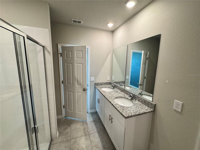 512 MCKENNA DRIVE, Winter Haven, FL 33881