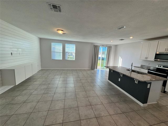 512 MCKENNA DRIVE, Winter Haven, FL 33881