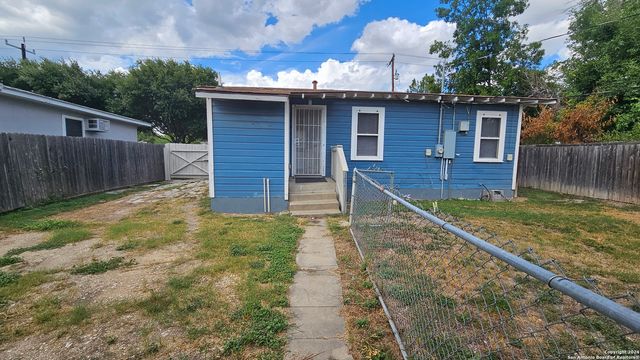 1726 BASSE RD, San Antonio, TX 78213