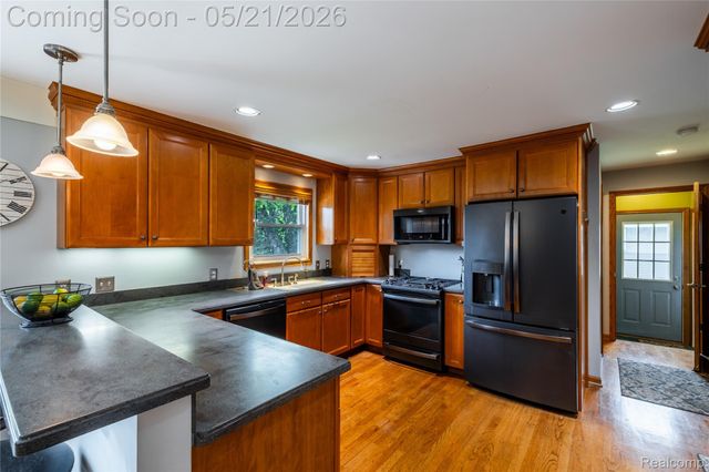 11430 Silver Lake Road, Burns Township, MI 48418