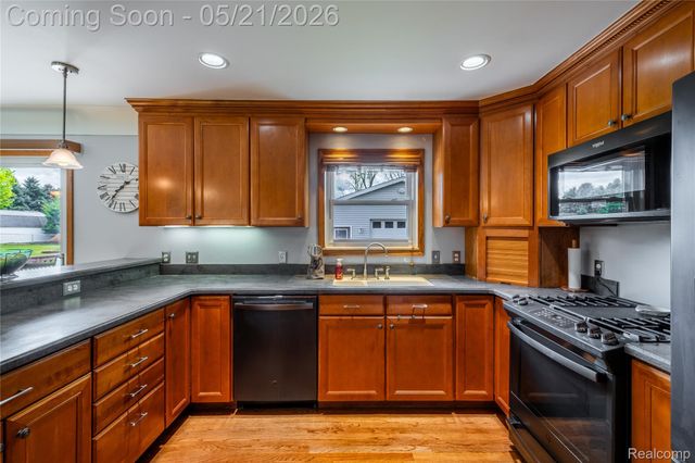 11430 Silver Lake Road, Burns Township, MI 48418