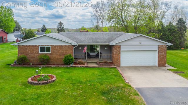 11430 Silver Lake Road, Burns Township, MI 48418