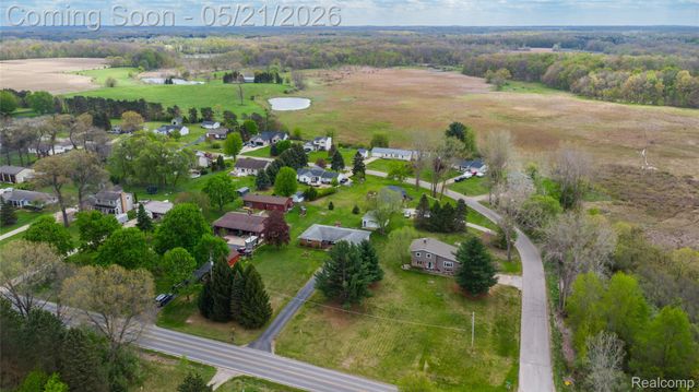11430 Silver Lake Road, Burns Township, MI 48418