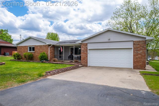 11430 Silver Lake Road, Burns Township, MI 48418