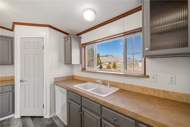 1630 Nye Road, Pahrump, NV 89060