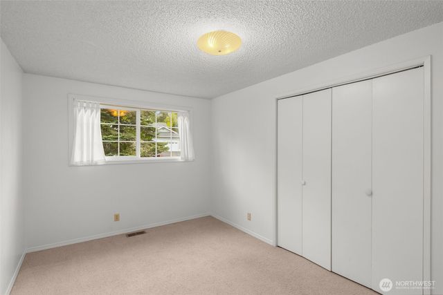 8516 375th Avenue SE, Snoqualmie, WA 98065
