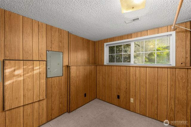 8516 375th Avenue SE, Snoqualmie, WA 98065
