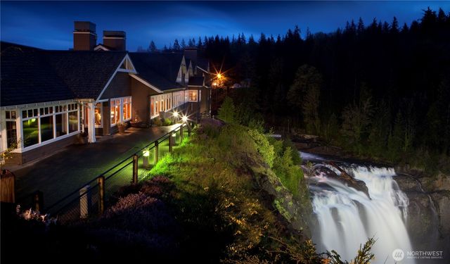 8516 375th Avenue SE, Snoqualmie, WA 98065