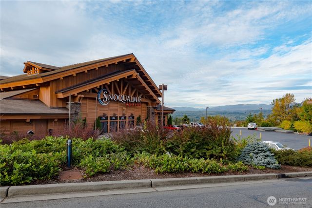 8516 375th Avenue SE, Snoqualmie, WA 98065