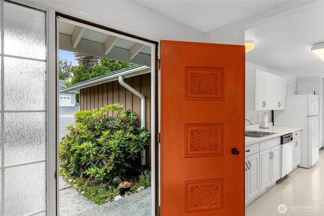 8516 375th Avenue SE, Snoqualmie, WA 98065