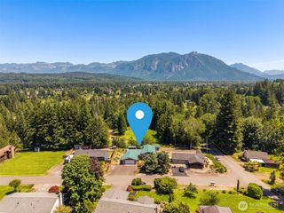 8516 375th Avenue SE, Snoqualmie, WA 98065