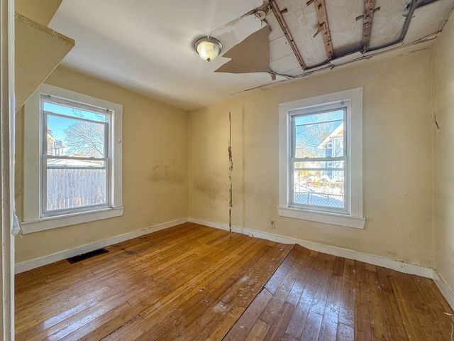 112 Laureston St, Brockton, MA 02301
