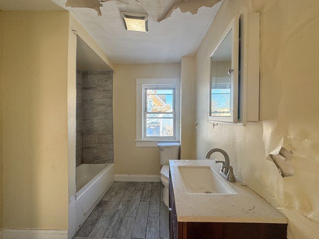 112 Laureston St, Brockton, MA 02301