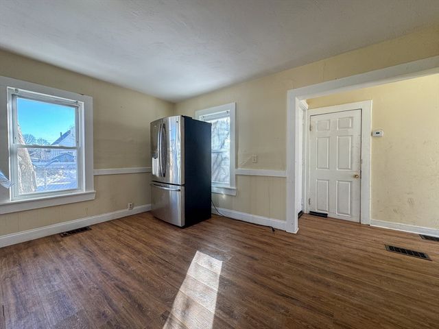 112 Laureston St, Brockton, MA 02301