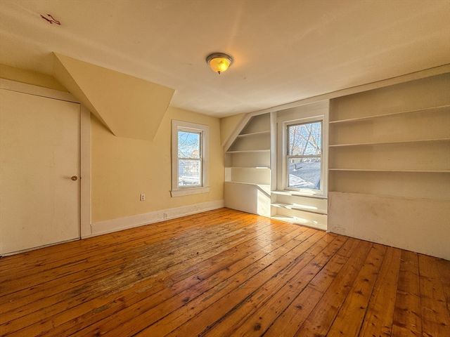 112 Laureston St, Brockton, MA 02301