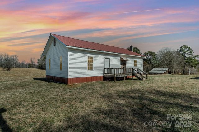 202 Deitz Road, Statesville, NC 28625