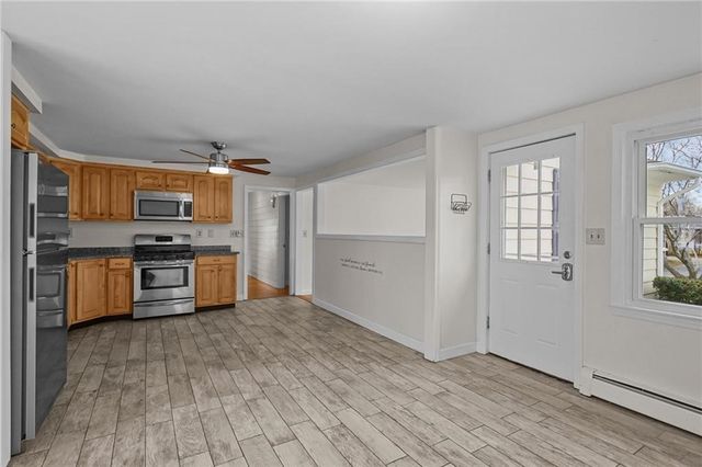 19 Salem Avenue, Cranston, RI 02920