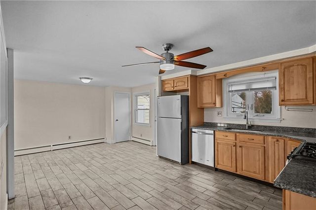 19 Salem Avenue, Cranston, RI 02920