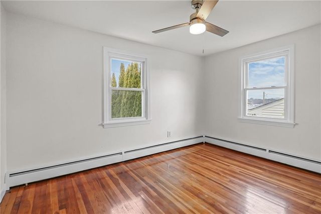 19 Salem Avenue, Cranston, RI 02920