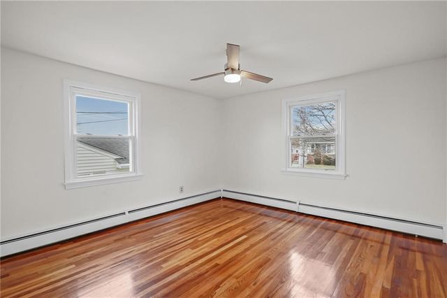 19 Salem Avenue, Cranston, RI 02920