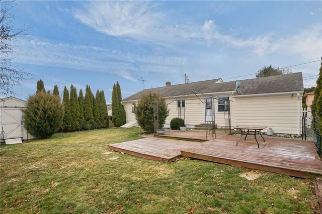 19 Salem Avenue, Cranston, RI 02920