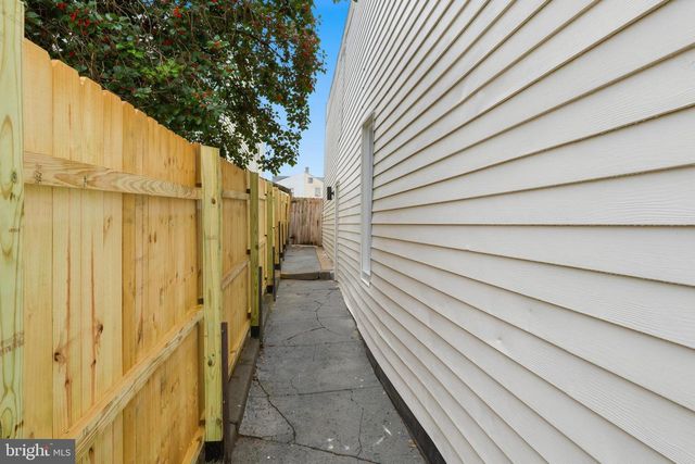 267 S 4TH ST, Columbia, PA 17512