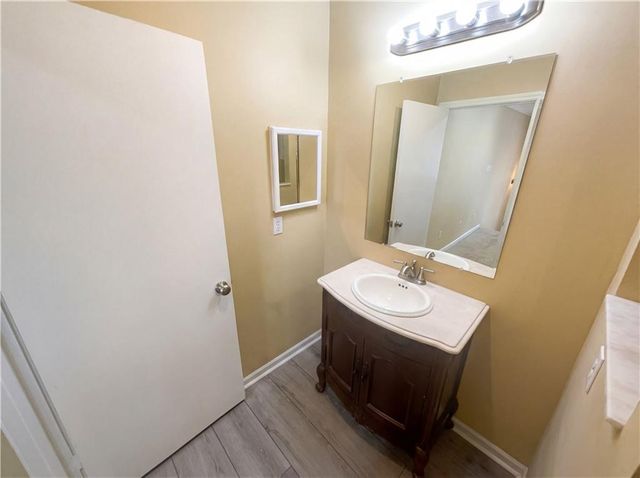 27 Chaumont NW Square, Atlanta, GA 30327