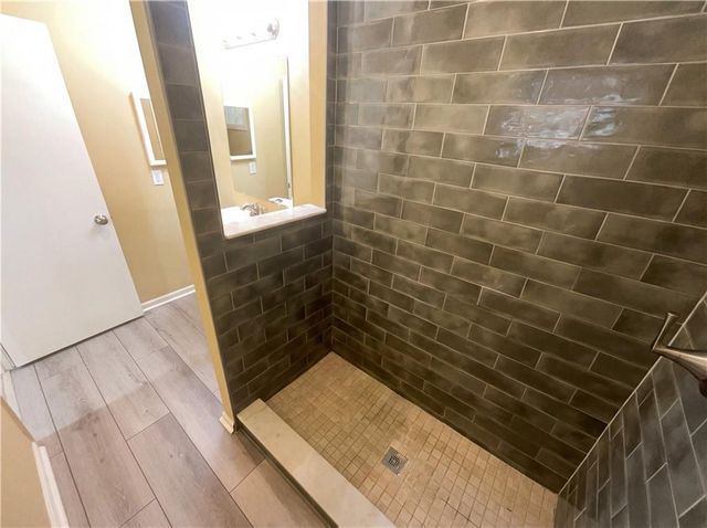 27 Chaumont NW Square, Atlanta, GA 30327