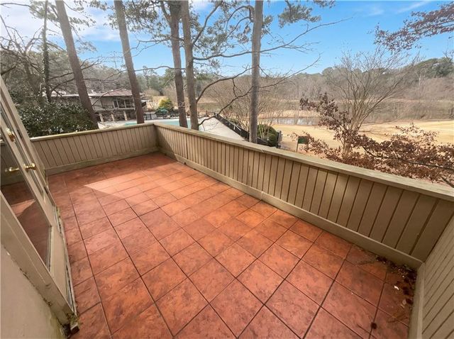 27 Chaumont NW Square, Atlanta, GA 30327