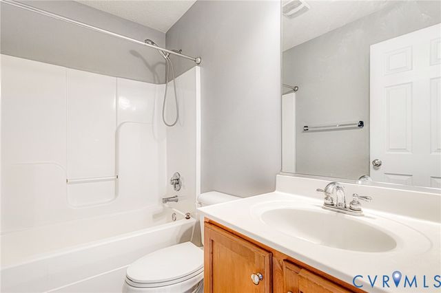 290 Poplar Springs Dr, Tappahannock, VA 22560