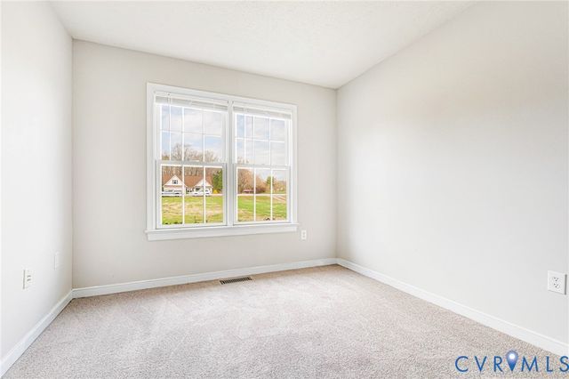 290 Poplar Springs Dr, Tappahannock, VA 22560