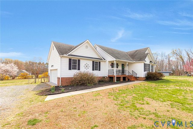 290 Poplar Springs Dr, Tappahannock, VA 22560
