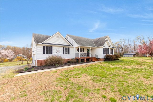 290 Poplar Springs Dr, Tappahannock, VA 22560