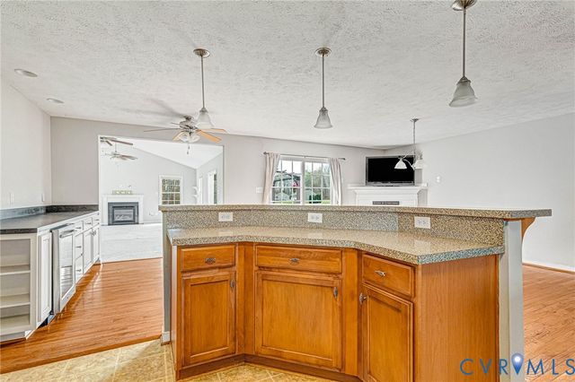 290 Poplar Springs Dr, Tappahannock, VA 22560