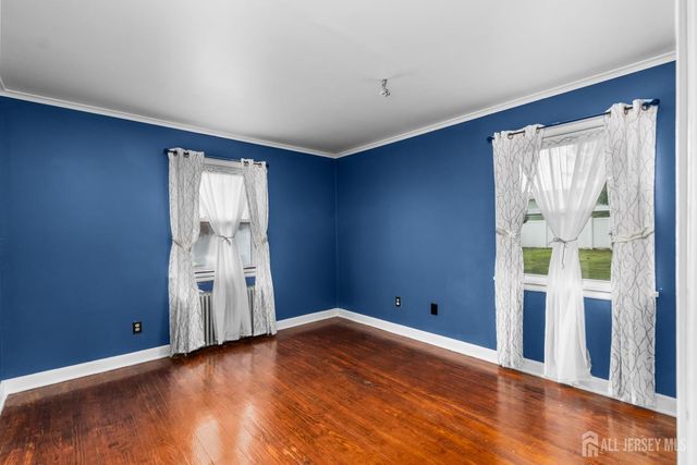 75 Lancaster Road, Colonia, NJ 07067