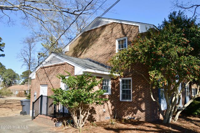 205 Pinewood Drive, Goldsboro, NC 27534