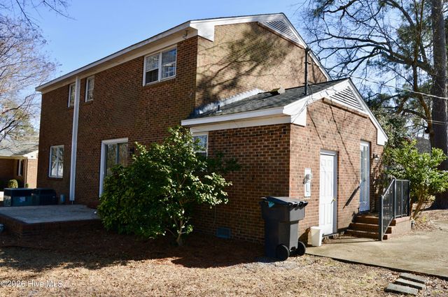 205 Pinewood Drive, Goldsboro, NC 27534