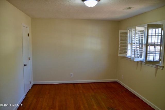 205 Pinewood Drive, Goldsboro, NC 27534