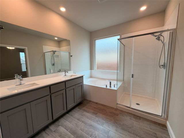 209 Irish Moss Drive, Fort Worth, TX 76052