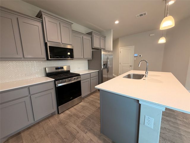 209 Irish Moss Drive, Fort Worth, TX 76052