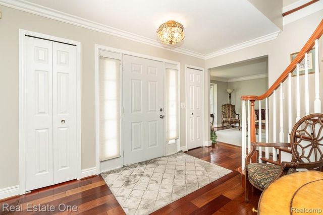 6595 Edith Court, Troy, MI 48085