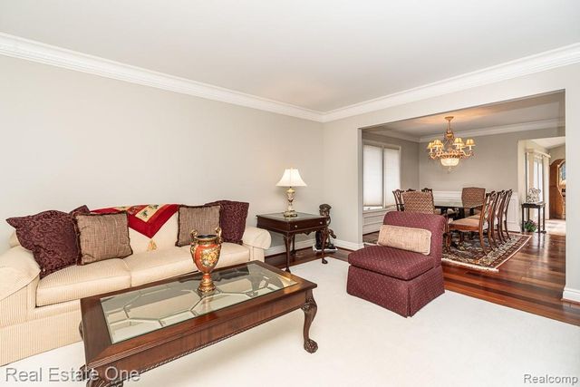 6595 Edith Court, Troy, MI 48085